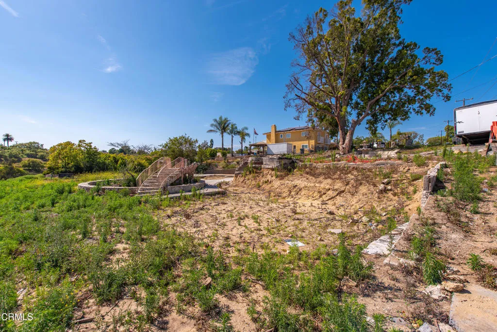 main property photo 6