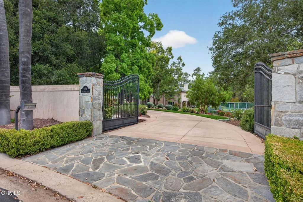 main property photo 47