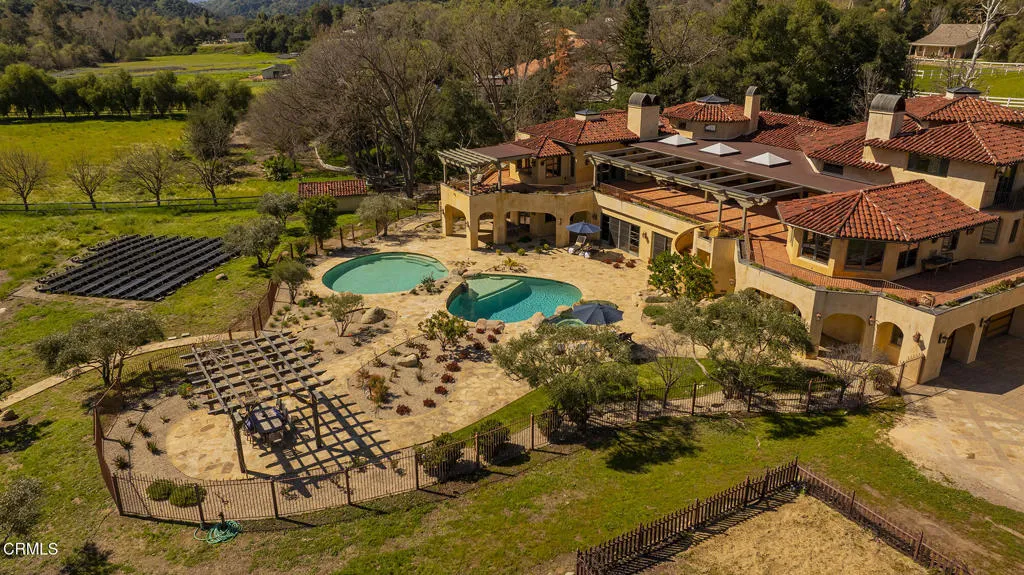 main property photo 45