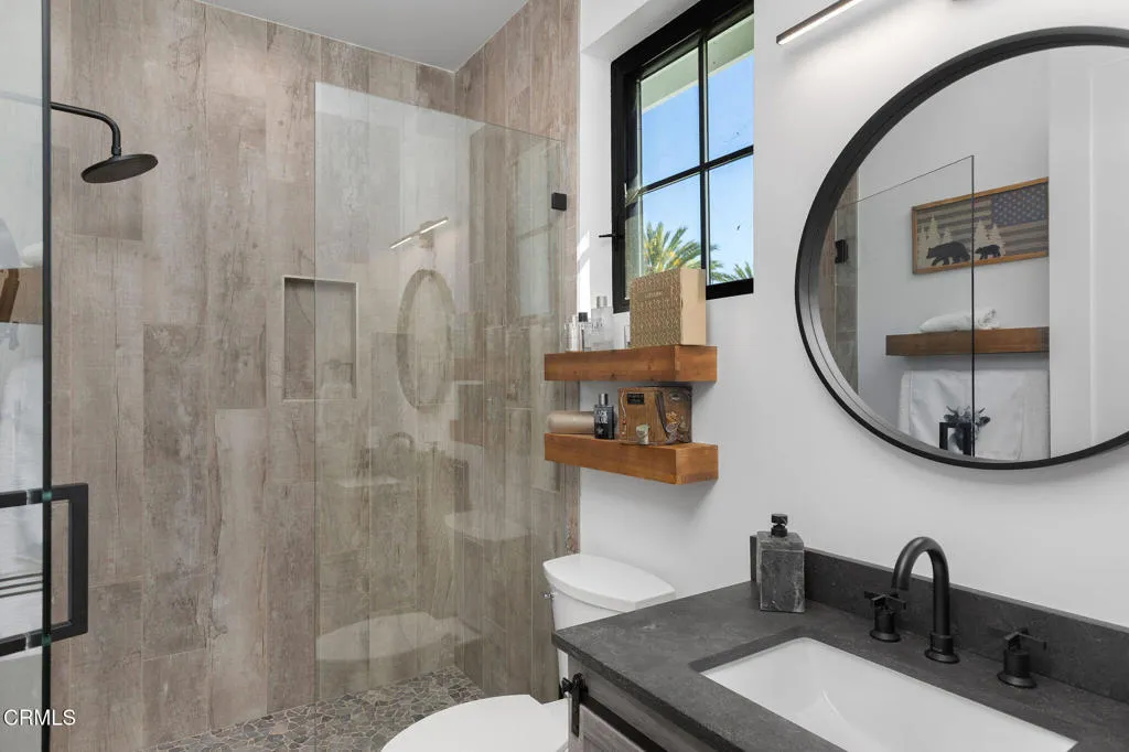 main property photo 59