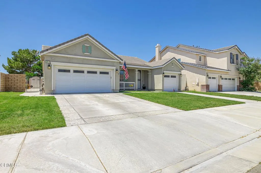 main property photo 6