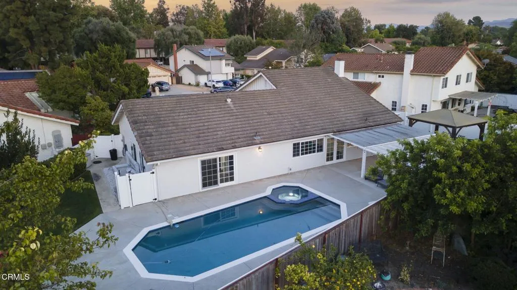 property viewer photo 30