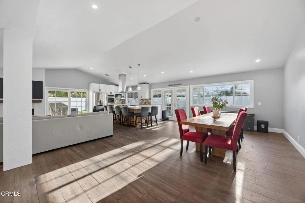 property viewer photo 6