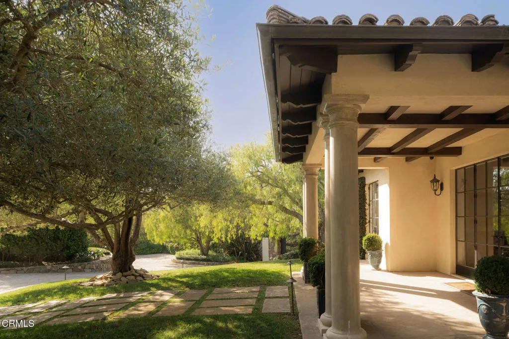 main property photo 41