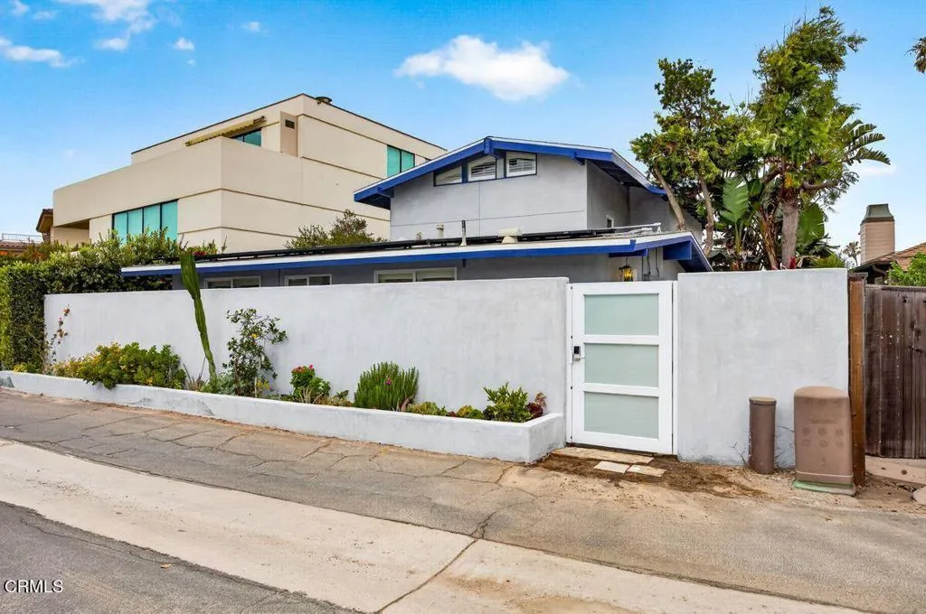 main property photo 51