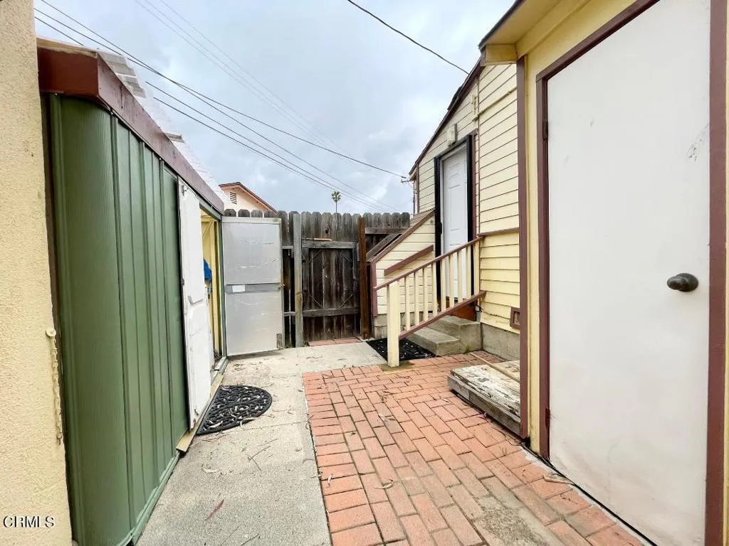 main property photo 13