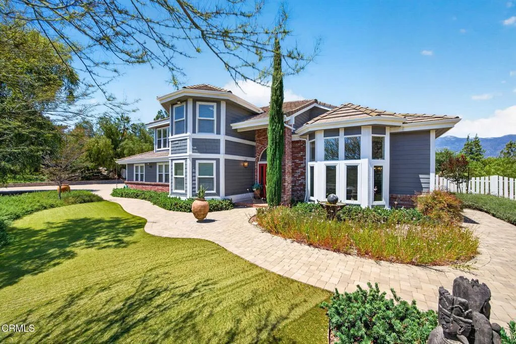 main property photo 5