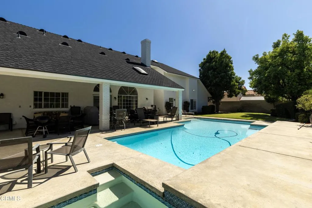 main property photo 45