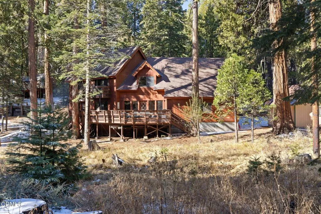 main property photo 74
