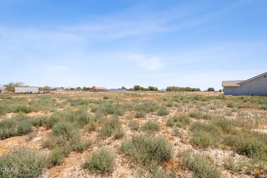 main property photo 39