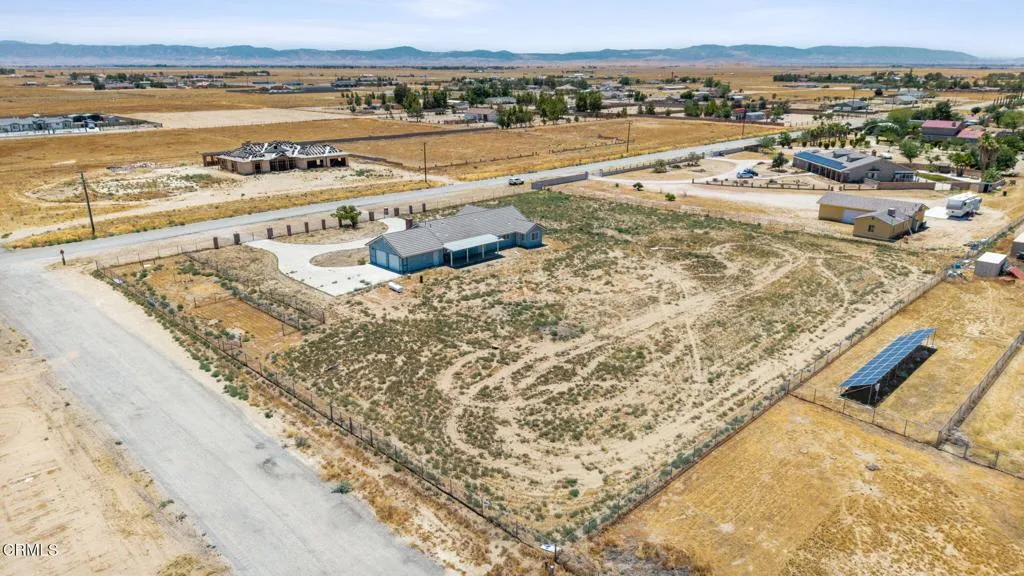 main property photo 45