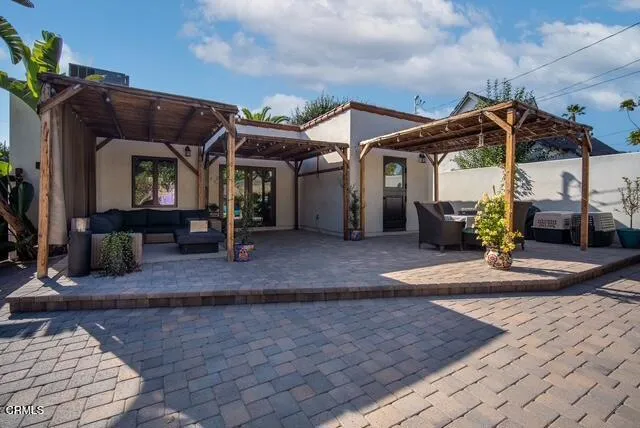 main property photo 32
