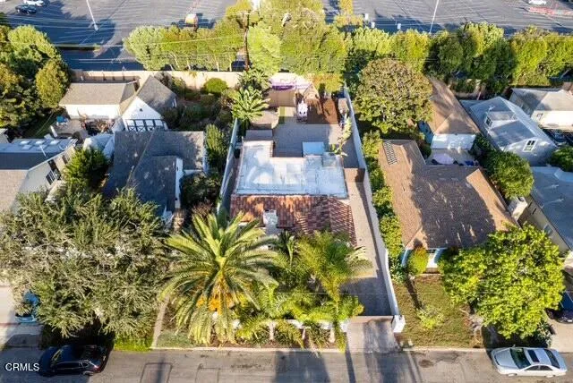 main property photo 37