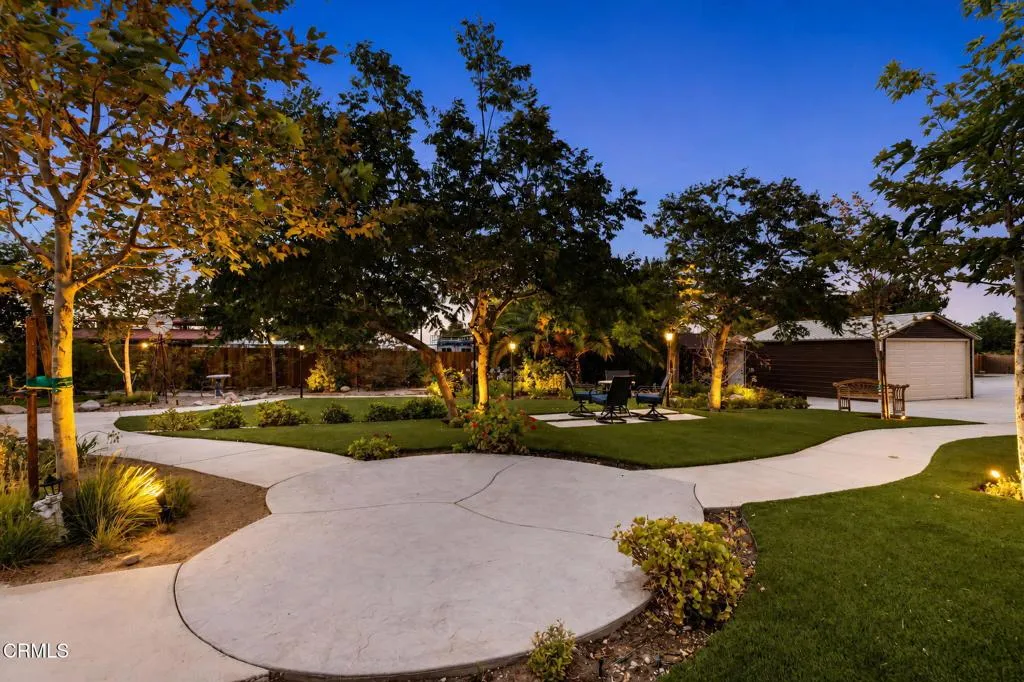 main property photo 8
