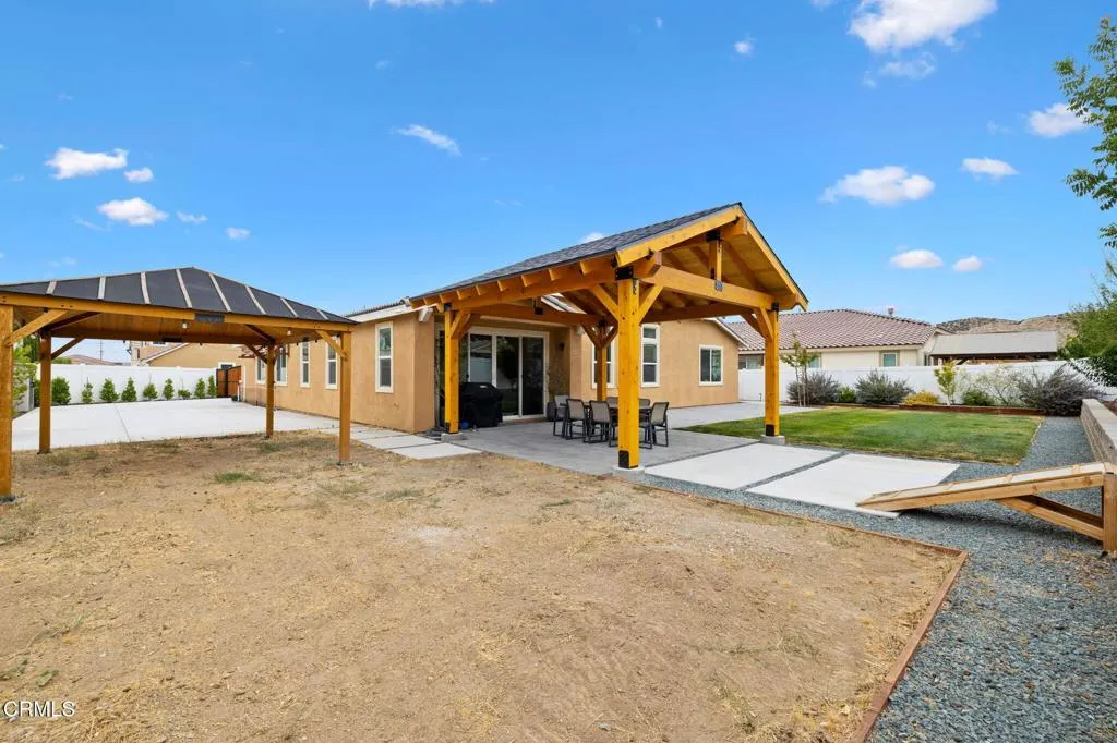 main property photo 41