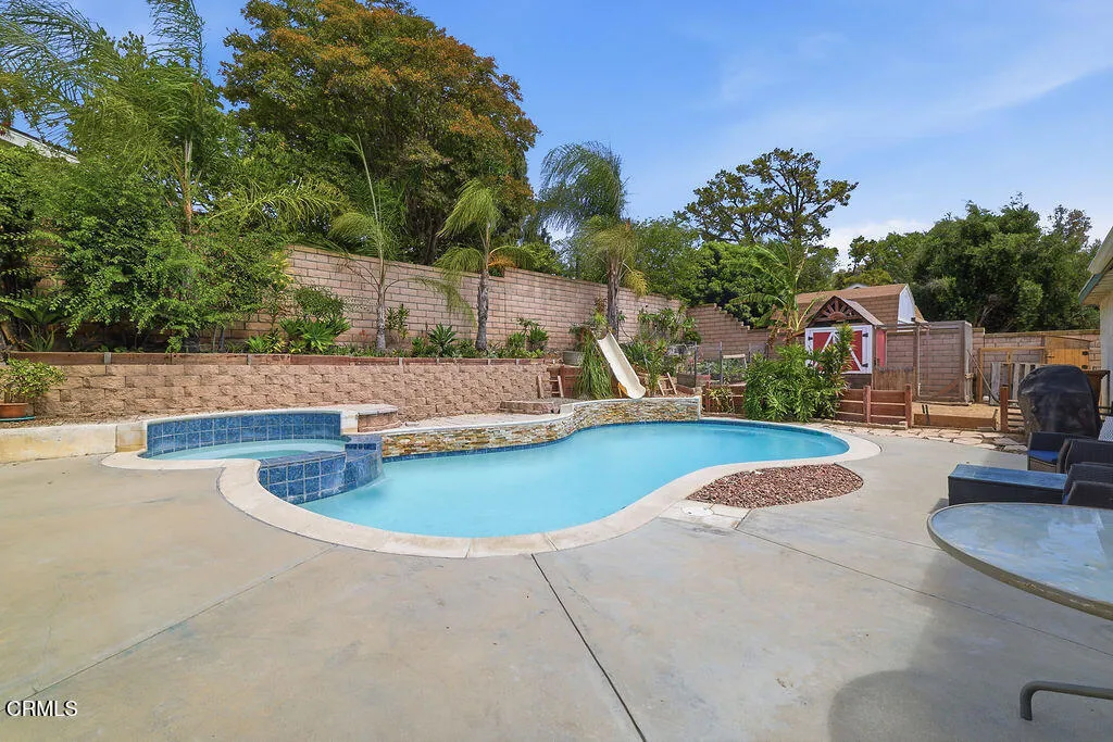 main property photo 39