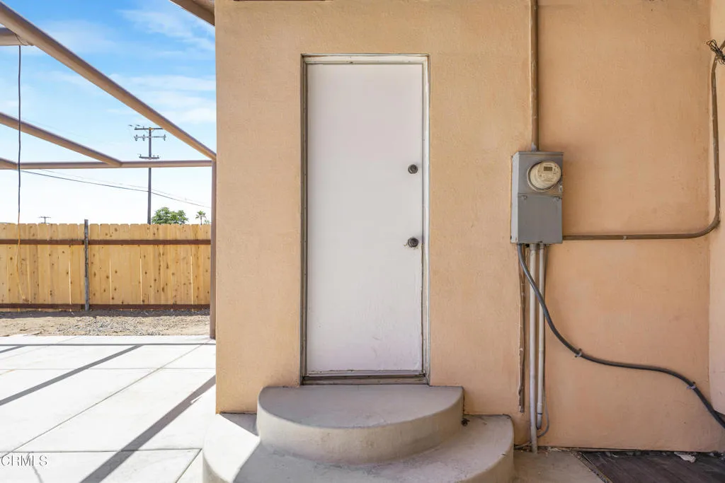 main property photo 29