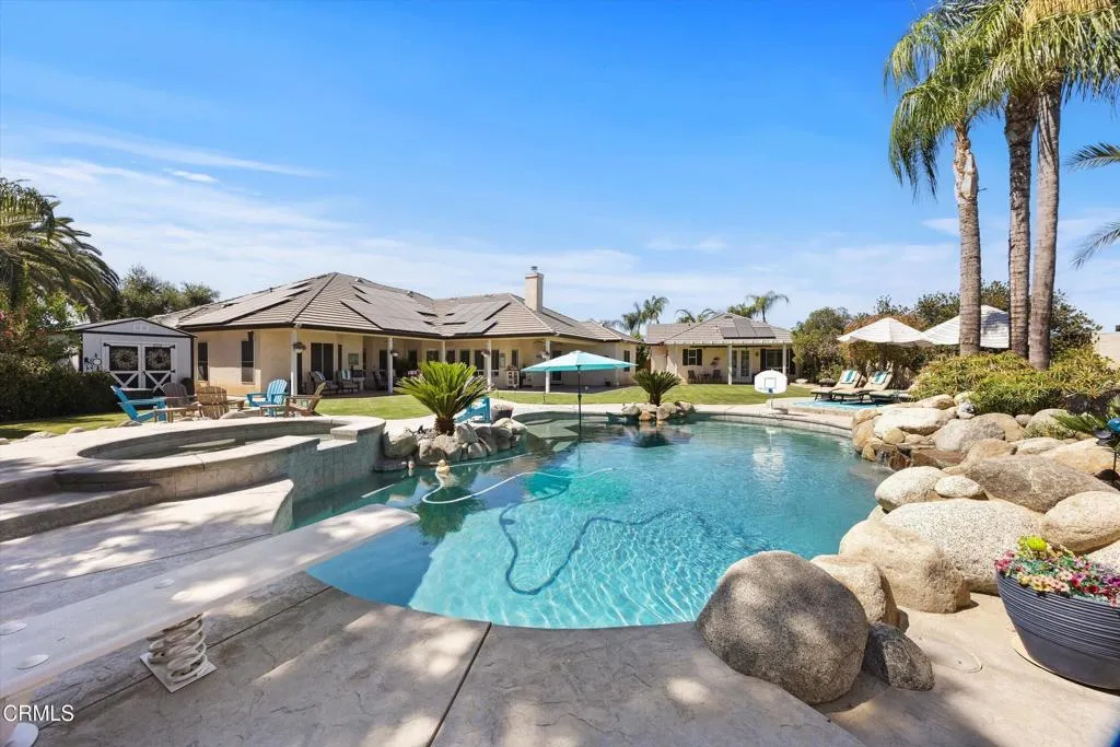 main property photo 37