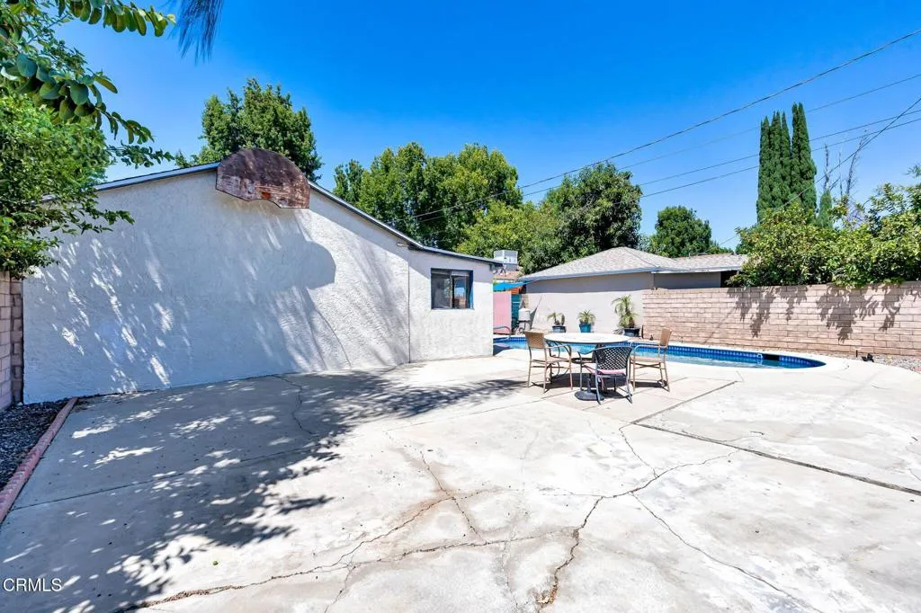main property photo 26