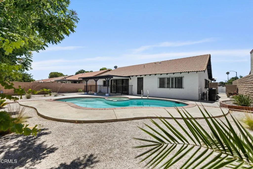 main property photo 38
