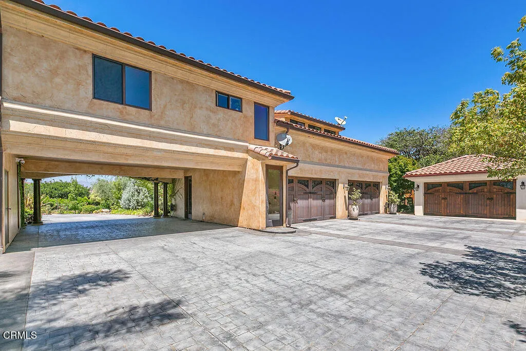 main property photo 57