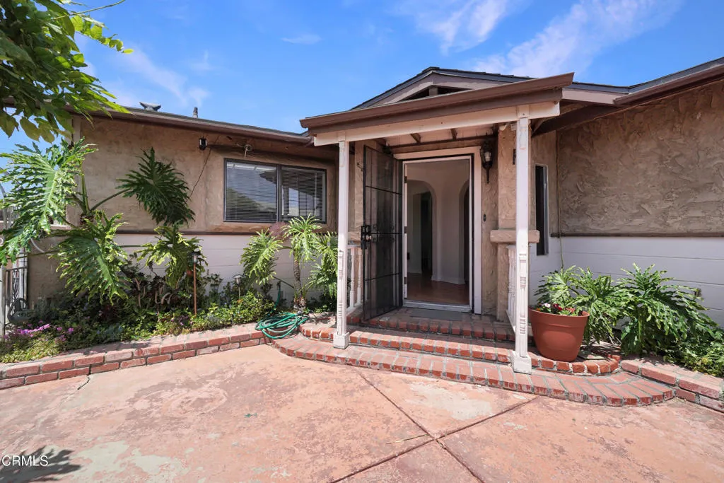 main property photo 4