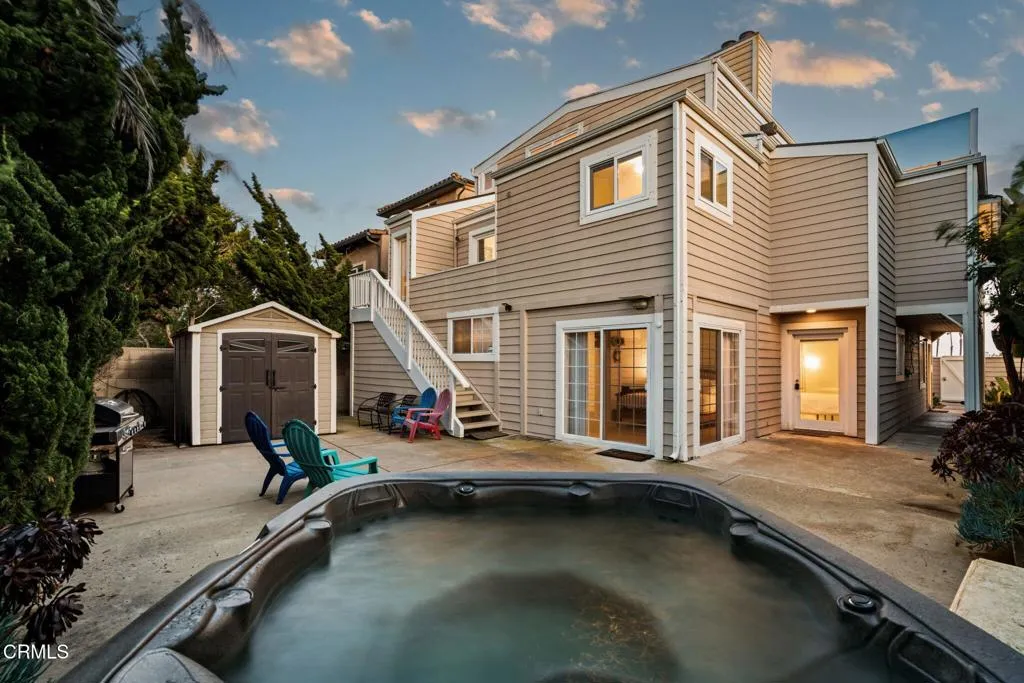 main property photo 30