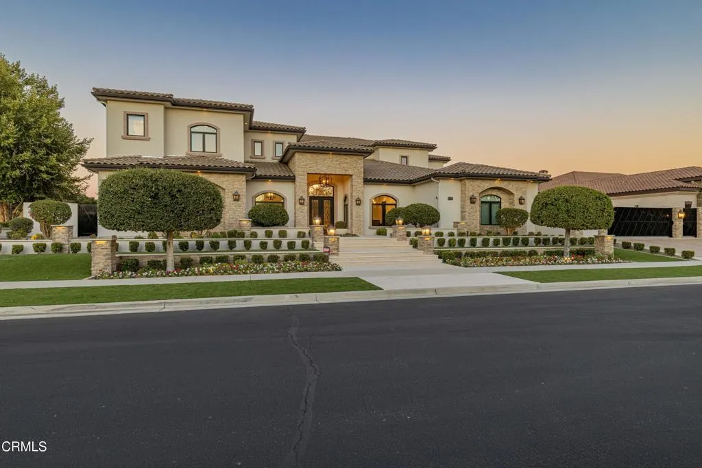 main property photo 3