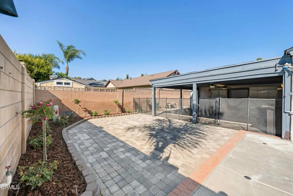 main property photo 45