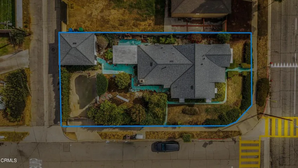 main property photo 30