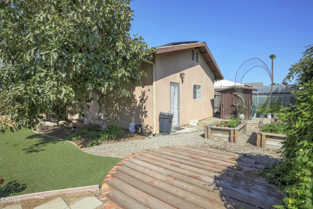 main property photo 12