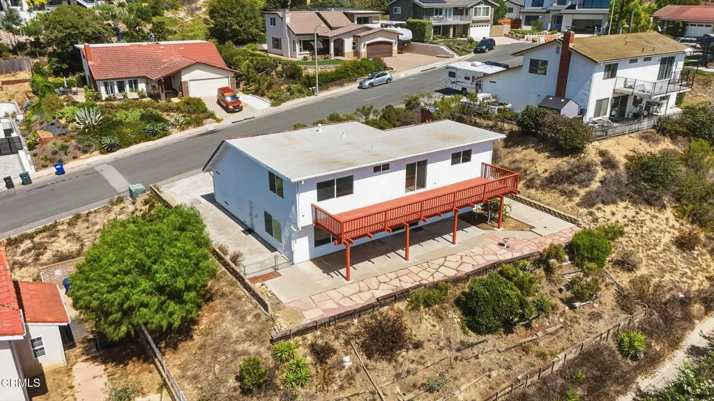 main property photo 5