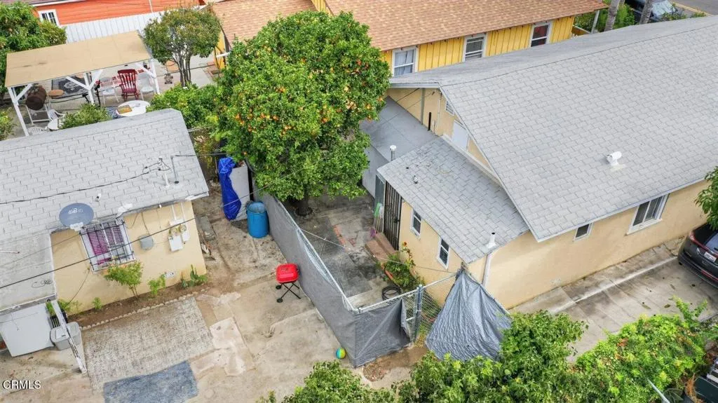 main property photo 9