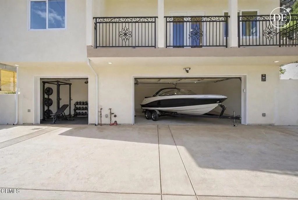 main property photo 44