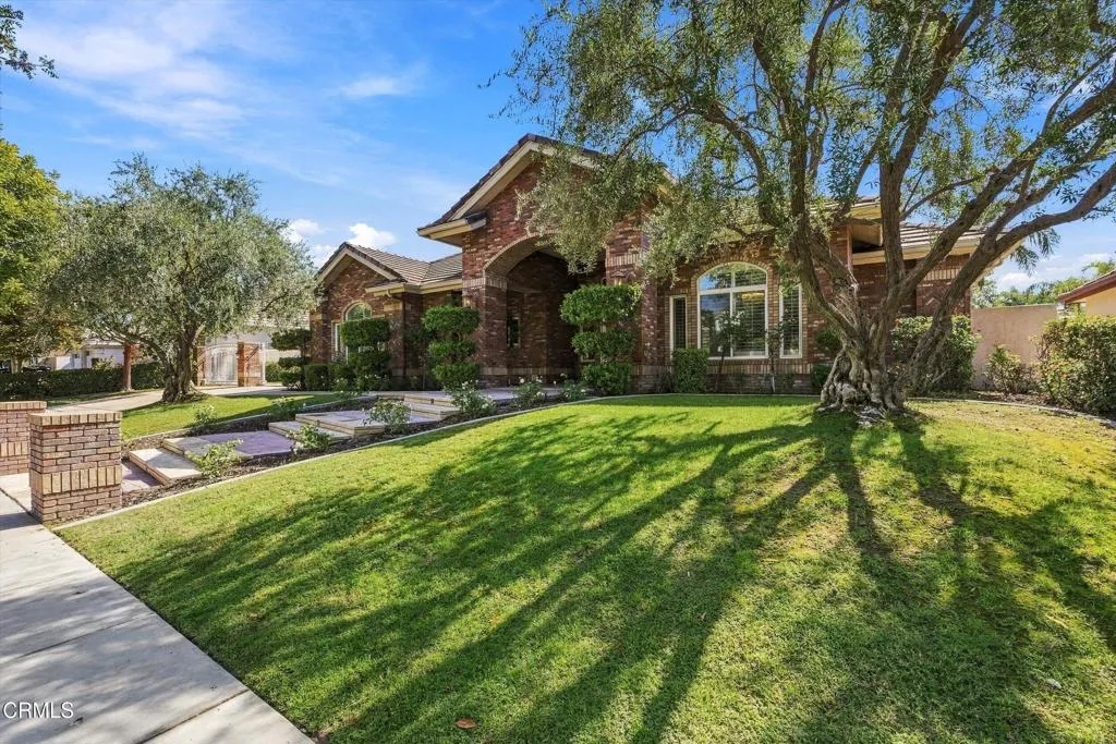 main property photo 13