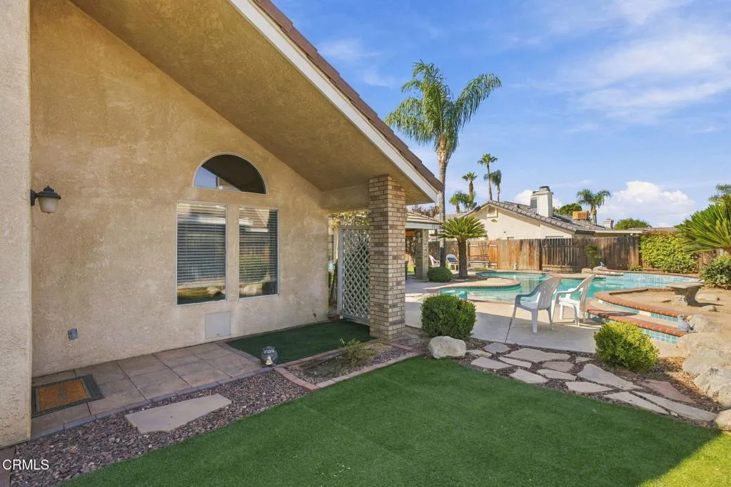 main property photo 45
