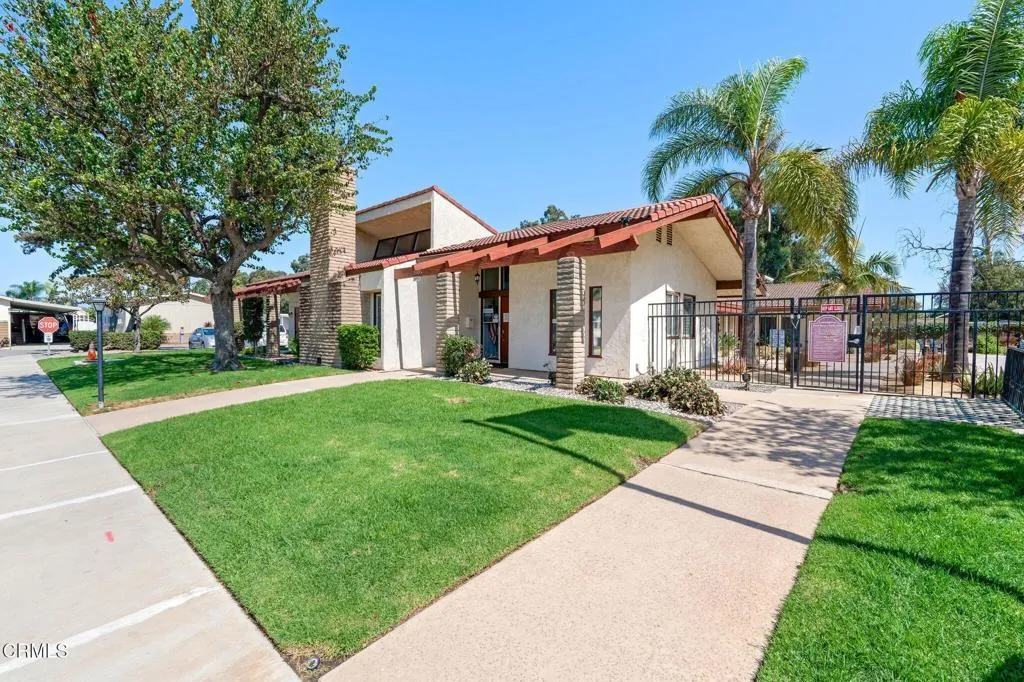 main property photo 28