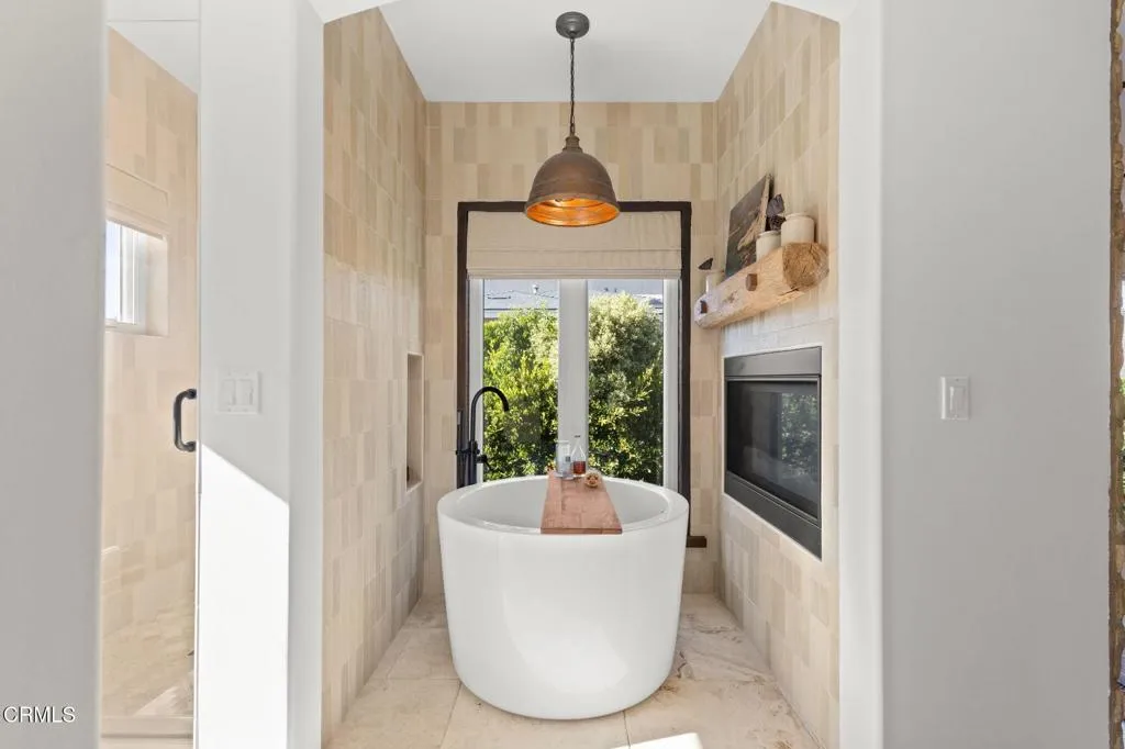 main property photo 61
