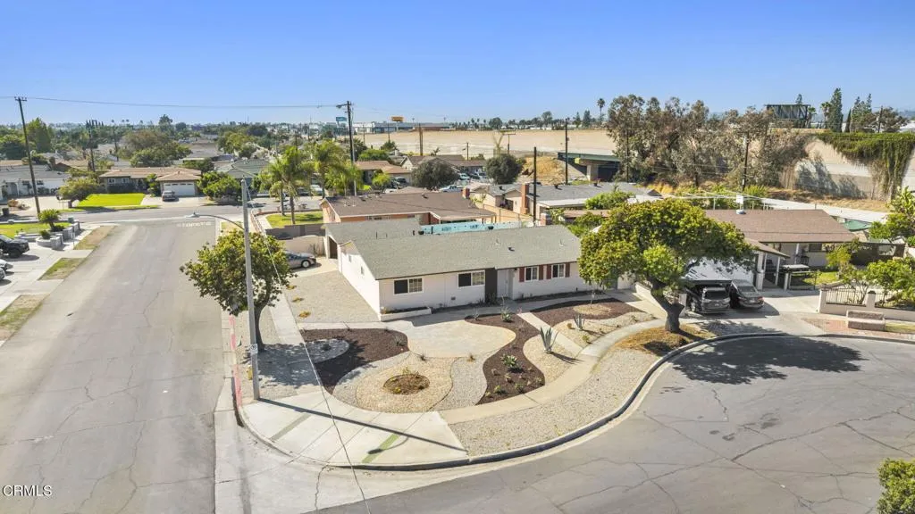 main property photo 58