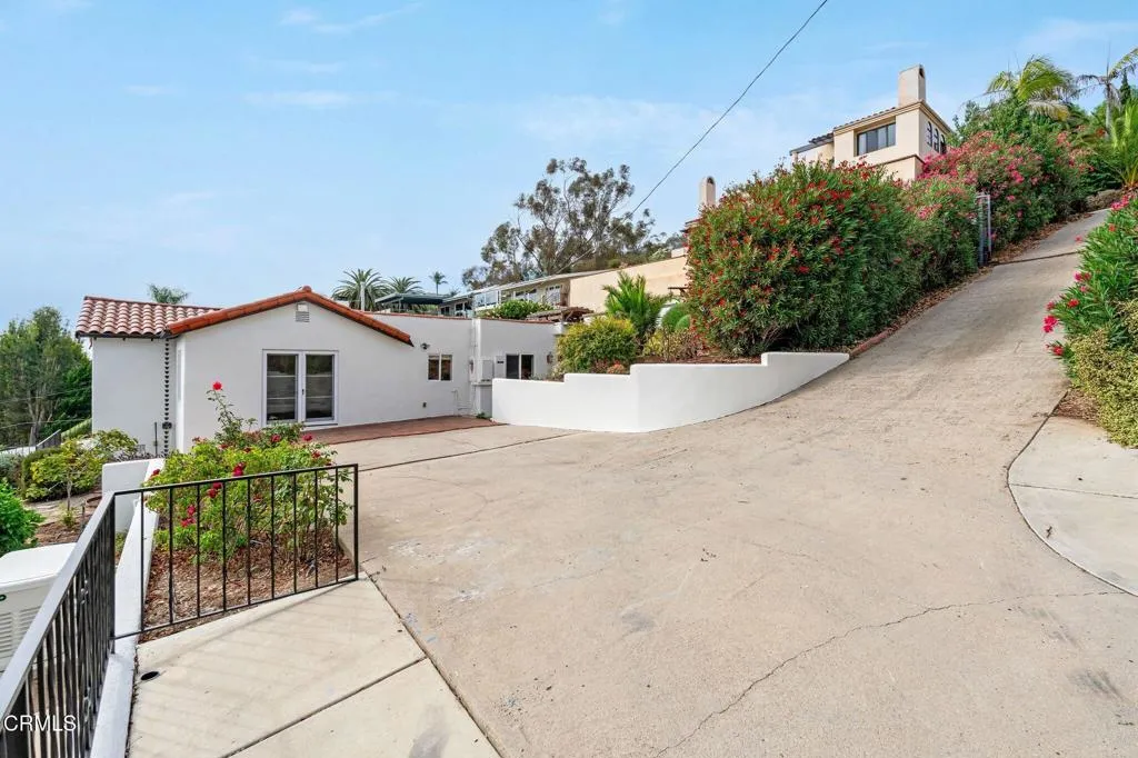 main property photo 66
