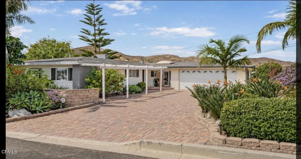 main property photo 0