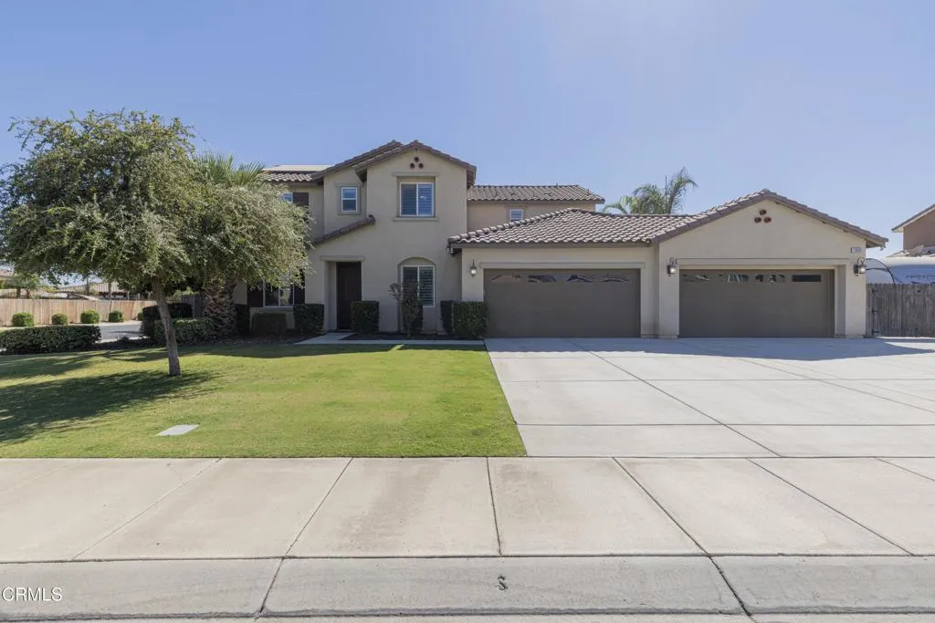 main property photo 3