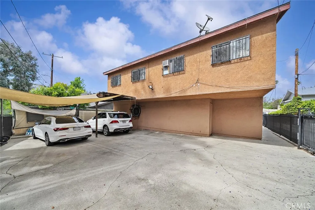 main property photo 53