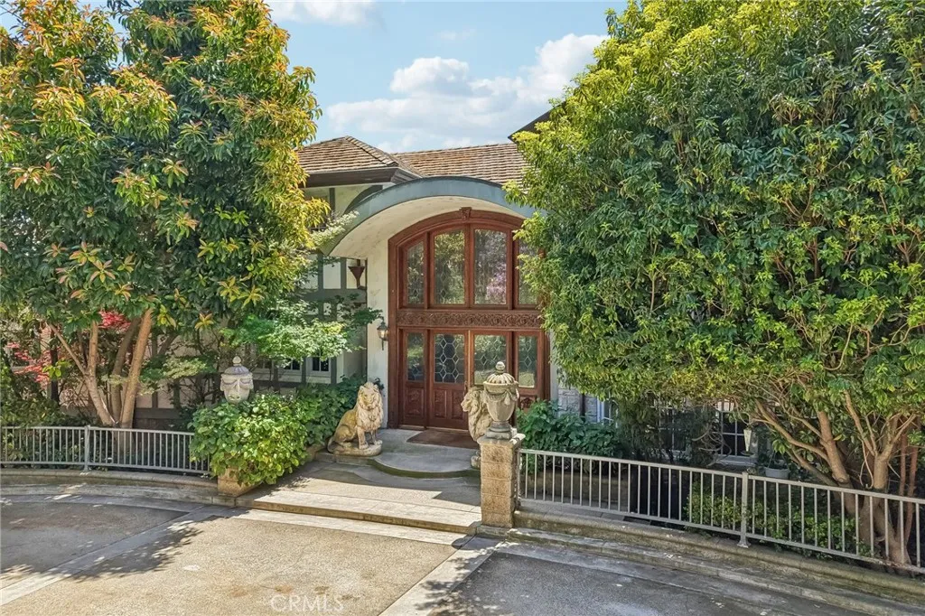 main property photo 60