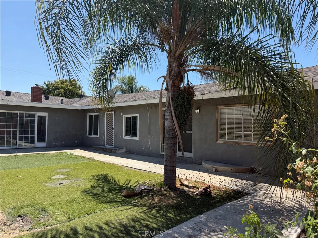 main property photo 6