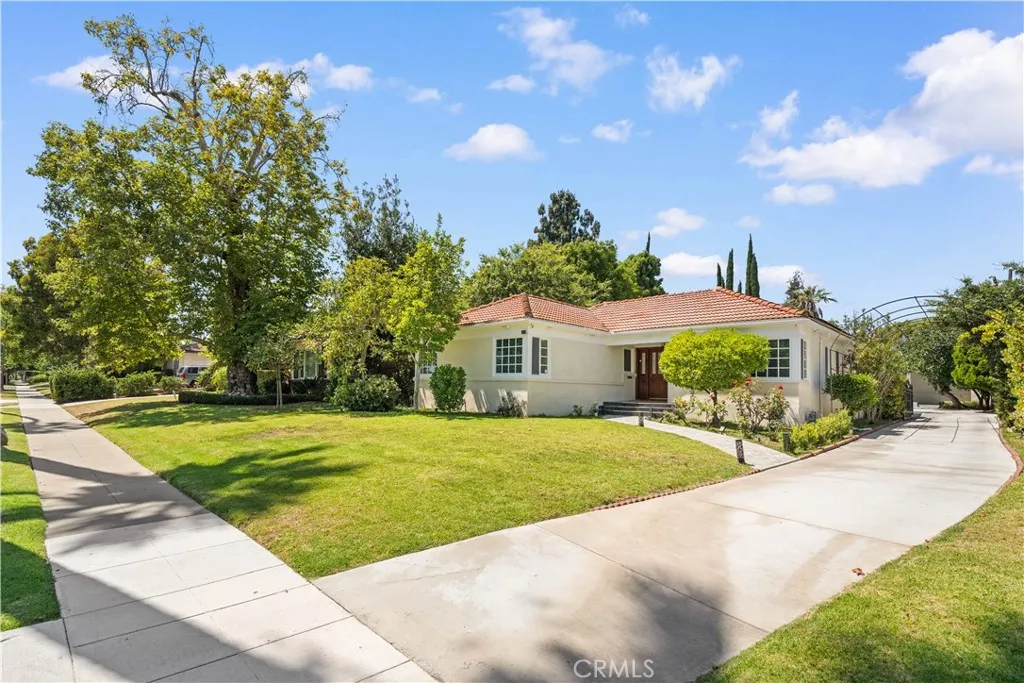 main property photo 66