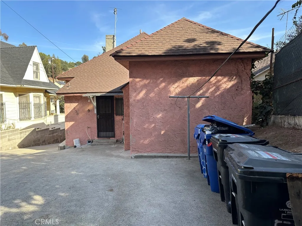 main property photo 8