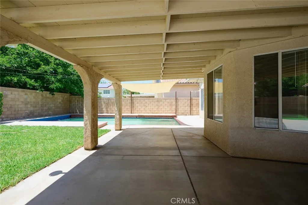 main property photo 41
