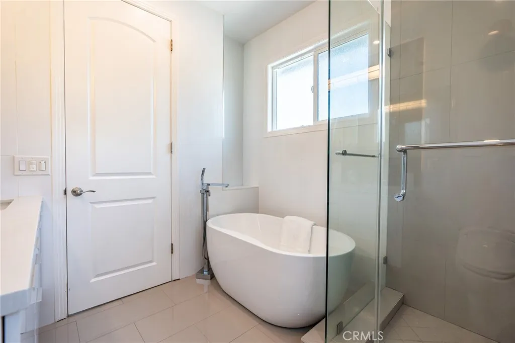 main property photo 78