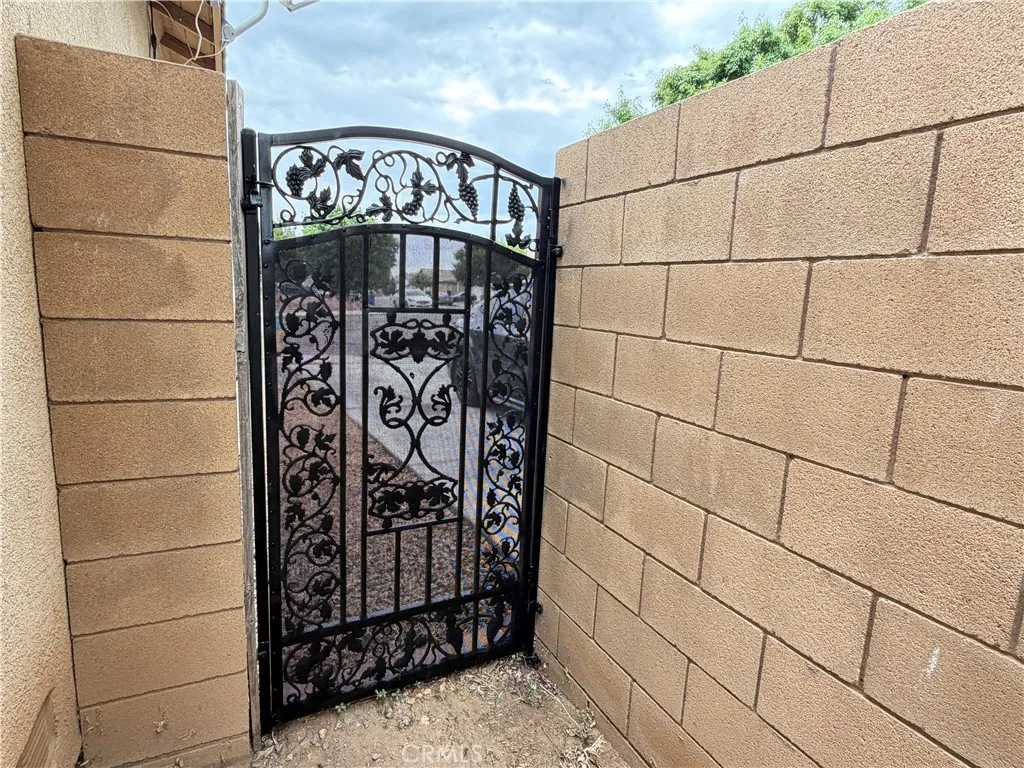 main property photo 22